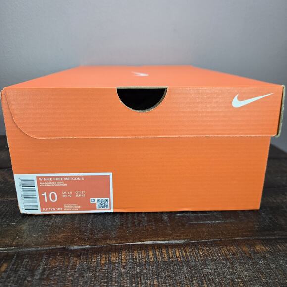 NEW Nike Free Metcon 6 Womens Size 10 Training Shoes Monarch White FJ7126-103 - Picture 12 of 12